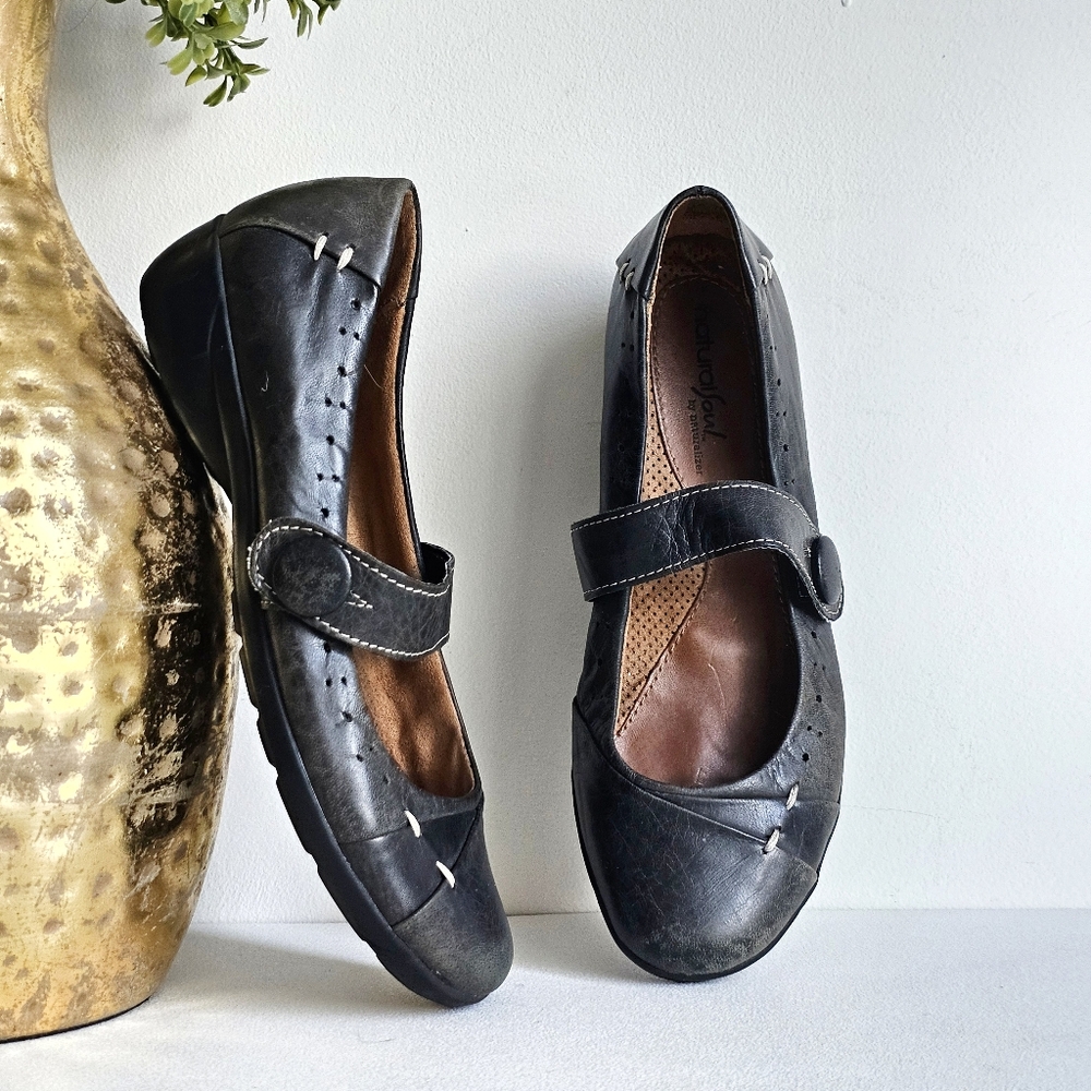 Natural Soul by Naturalizer Genuine Leather Comfory Mary Jane Flats | Size 7.5M